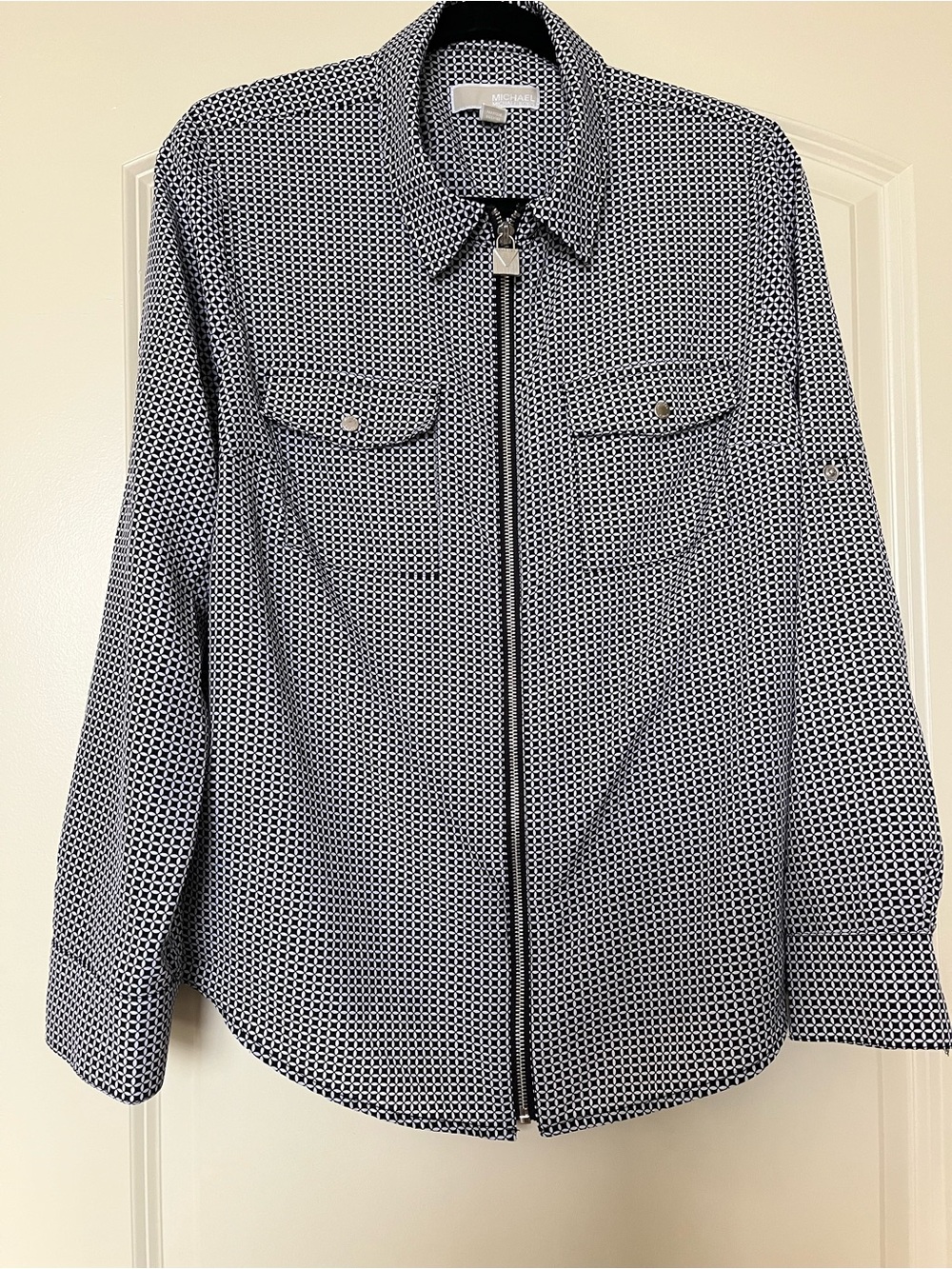 Michael Kors Women's Black and White Zip-Front Patterned Shirt Jacket